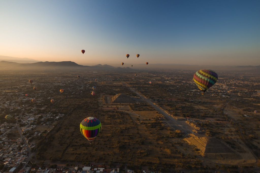 Teotihuacán: globo aerostático al amanecer